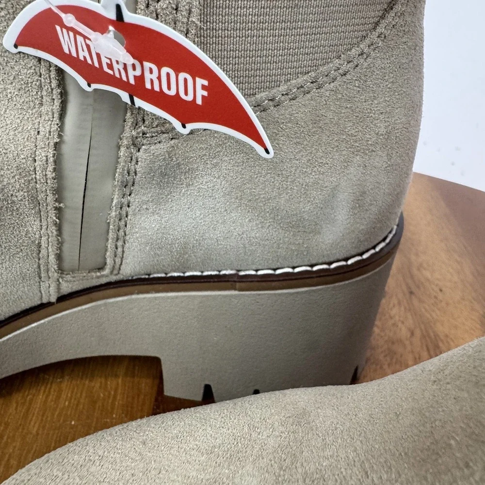 New‎ NWOB Womens Blondo Waterproof Dakota Beige Nubuck Platform Boots Size 6 M
